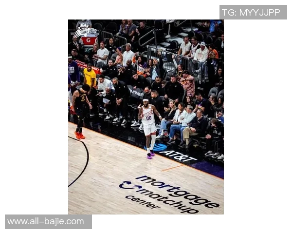 太阳明日对阵尼克斯布克出战成疑杰伦格林继续缺阵影响球队表现